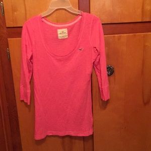 Hollister three quarter length T-shirt